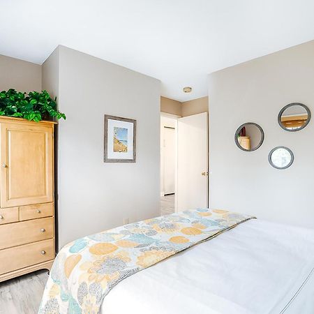 Wintergreen Condos Thompsonville Room photo