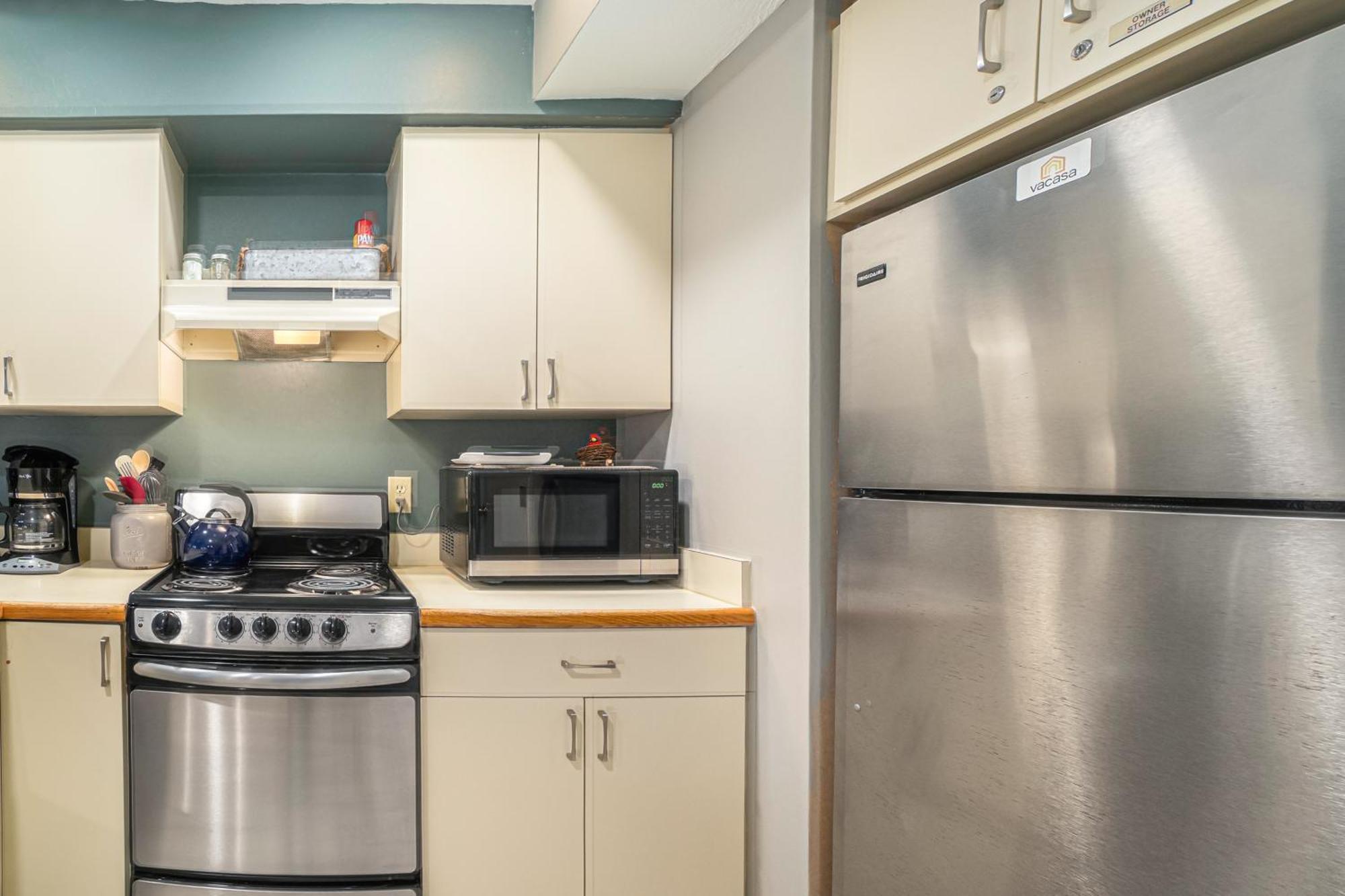 Wintergreen Condos Thompsonville Room photo