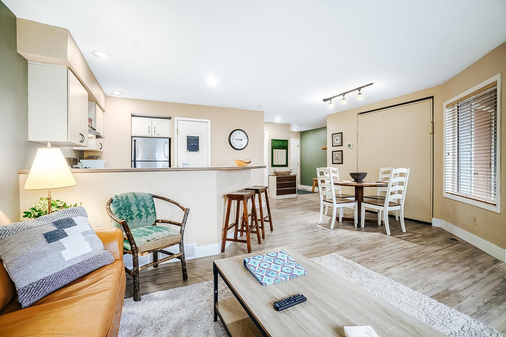 Wintergreen Condos Thompsonville Room photo